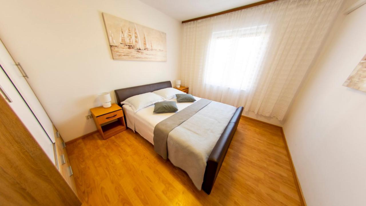 Apartments Curic Trogir Buitenkant foto